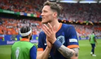 Belanda mengalahkan Polandia 2-1 di pembuka Grup D Euro 2024, dengan gol kemenangan dari Wout Weghorst di Hamburg.